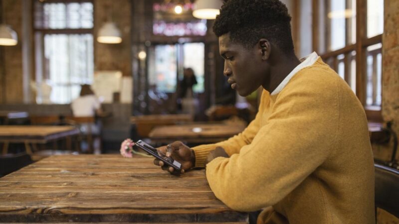 O que é o Tinder e por que ele é tão popular?