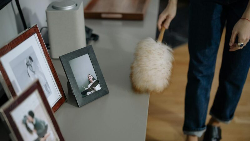 Diga Adeus ao Pó: O Guia Definitivo para Móveis Limpos por Mais Tempo