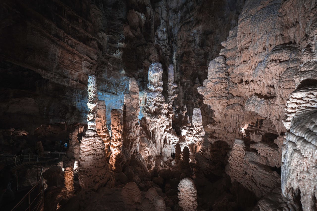 Cavernas mundo afora: veja 9 que você precisa conhecer!