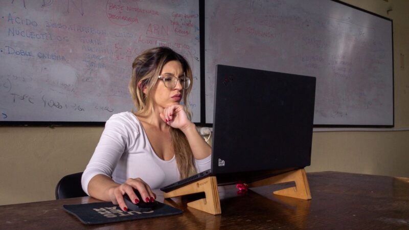Autonomia pedagógica: por que os professores precisam participar das decisões educacionais?